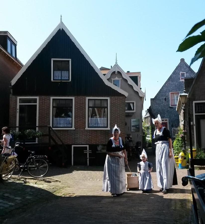 Family Fisherman'S House Volendam Exterior photo